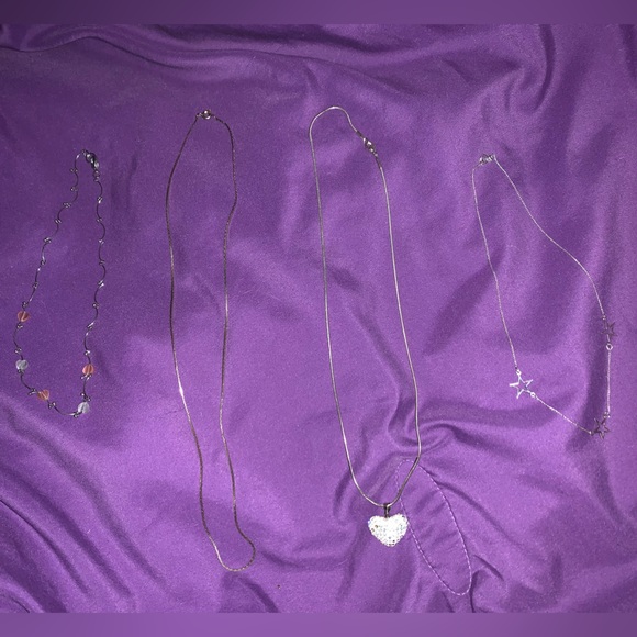 Necklace bundle. 💕⭐️ - Picture 1 of 8